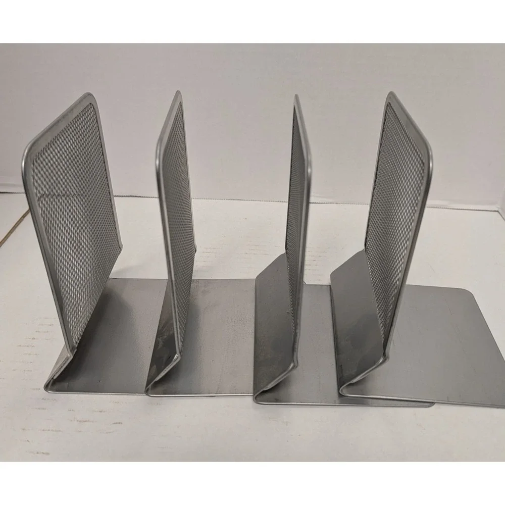 Steel Mesh Bookends Heavy Duty Wire Silver 5.25 x 4.75 x 6.75 Lot of 4 EUC